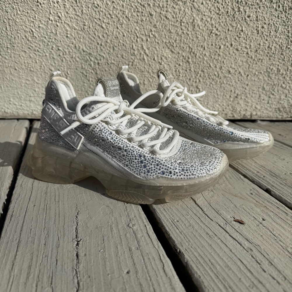Stylish Women's Silver Sneakers